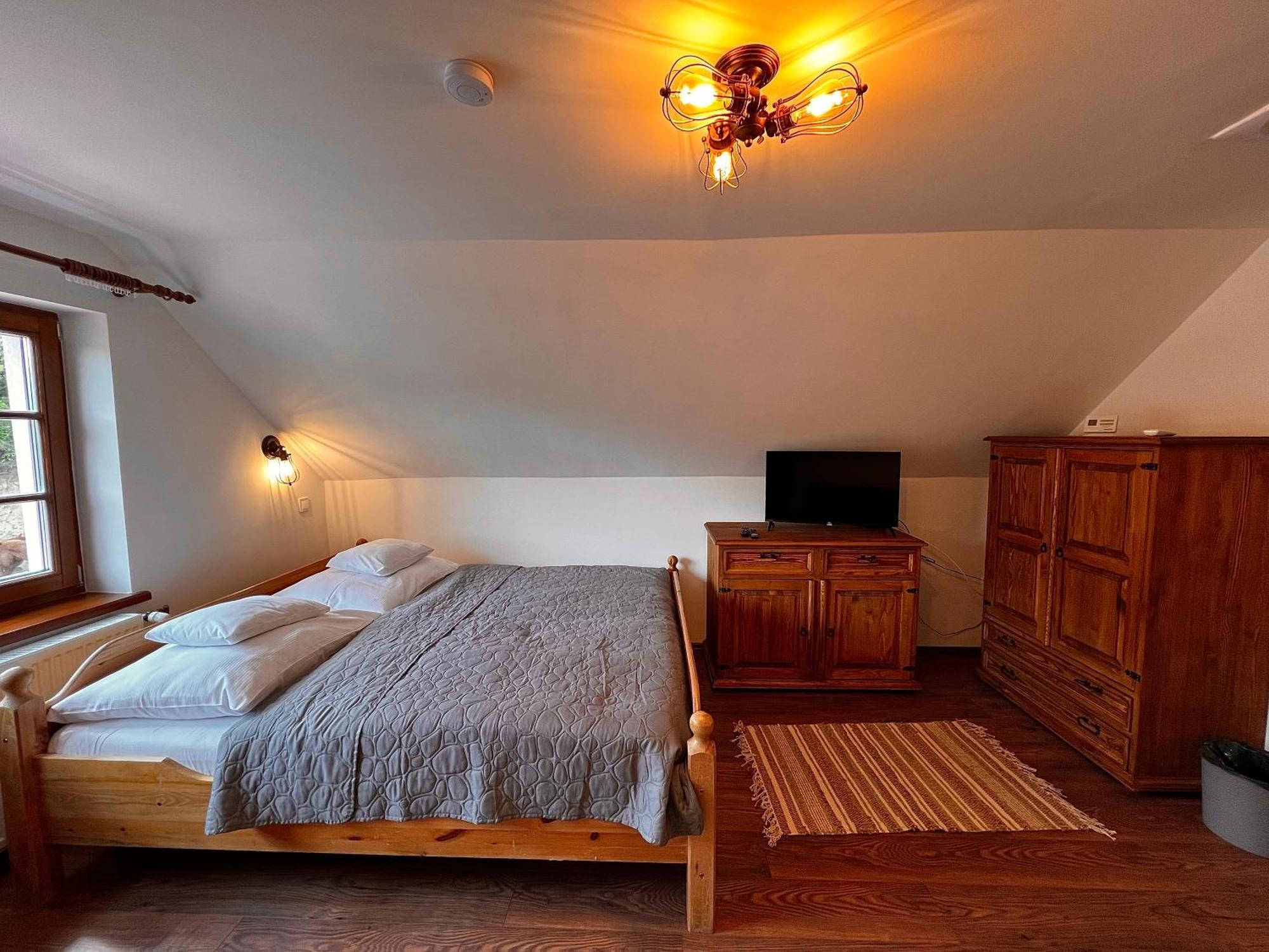 Bed and breakfast Pilisi Lovas Major, Dorog Extérieur photo